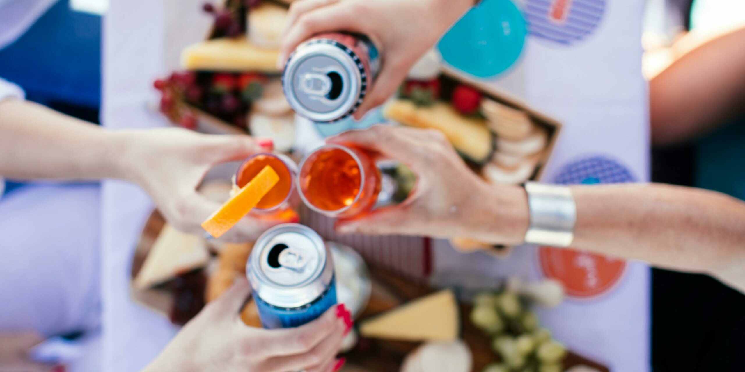 canned wine packaging in the modern market