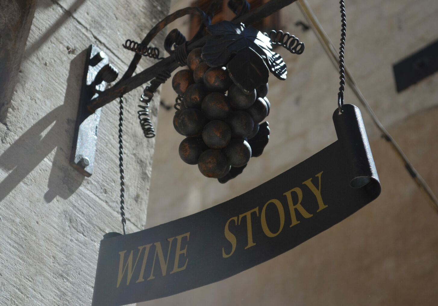 why storytelling is better than statistics for wineries